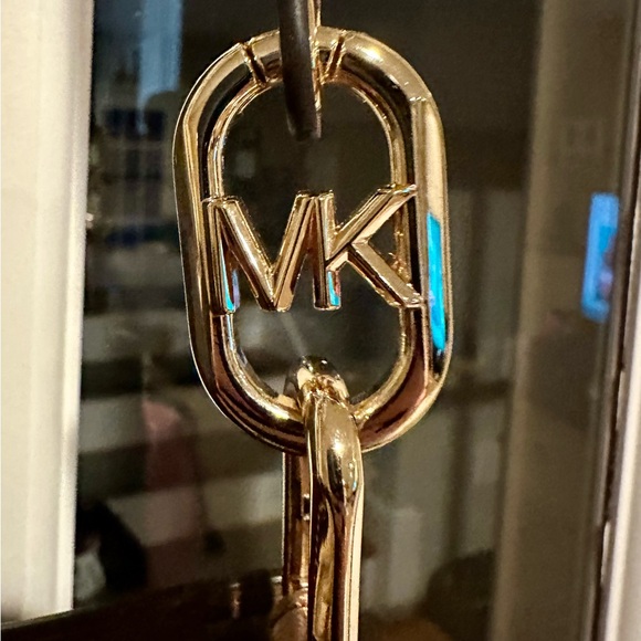 Michael Kors Trisha Medium Logo Crossbody Bag - Excellent Condition - Picture 3 of 6